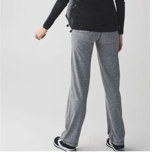 Lululemon Relaxed Fit Pant Heathered Slate Small